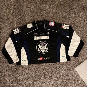 Gv gallery raspberry hills infinity jersey